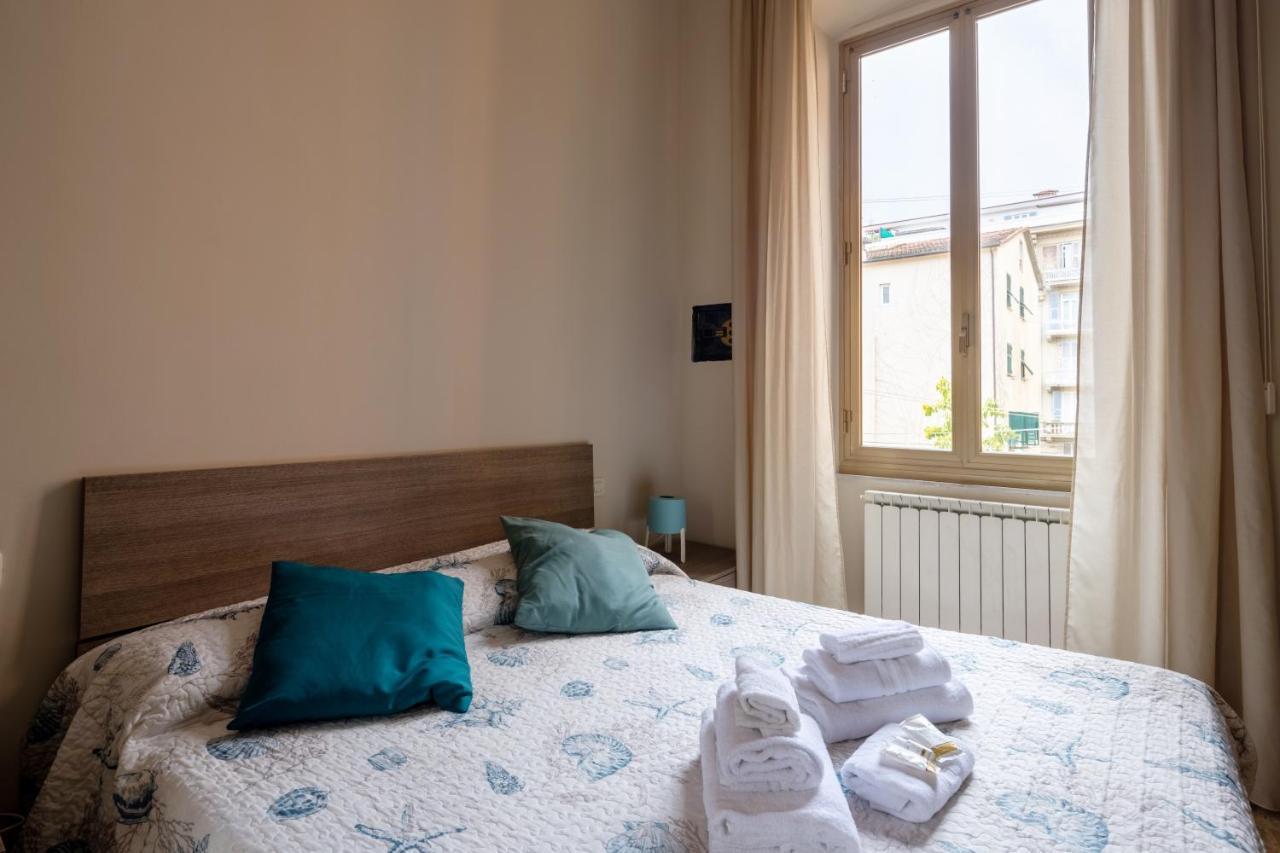 Blu Sea Rooms La Spezia Extérieur photo