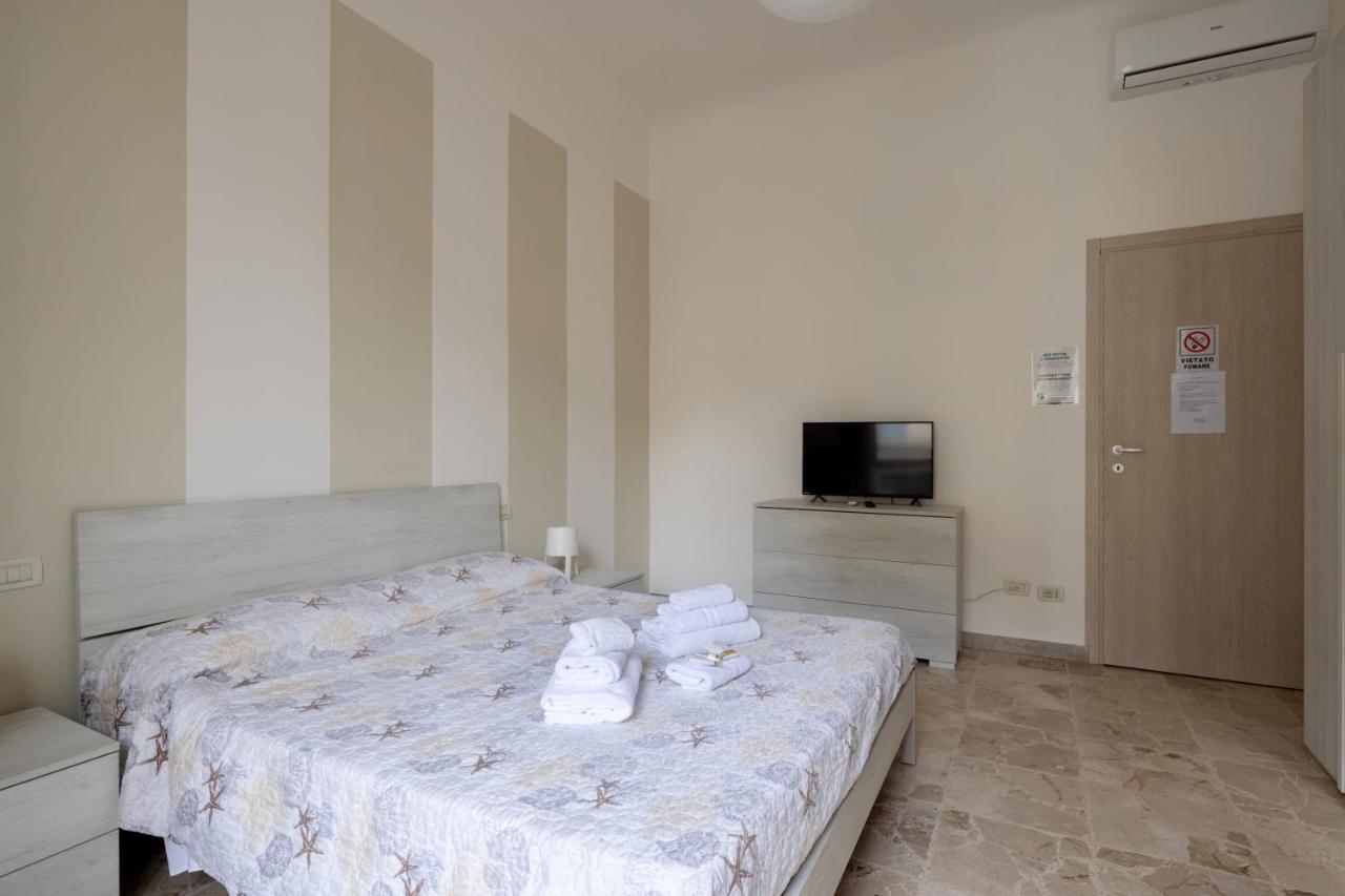 Blu Sea Rooms La Spezia Extérieur photo